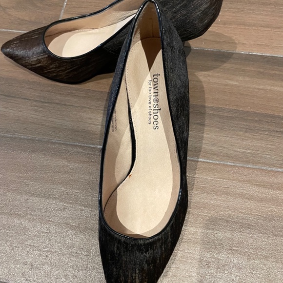 Town Shoes Chocolate brown two tone calf hair pumps - Picture 2 of 11